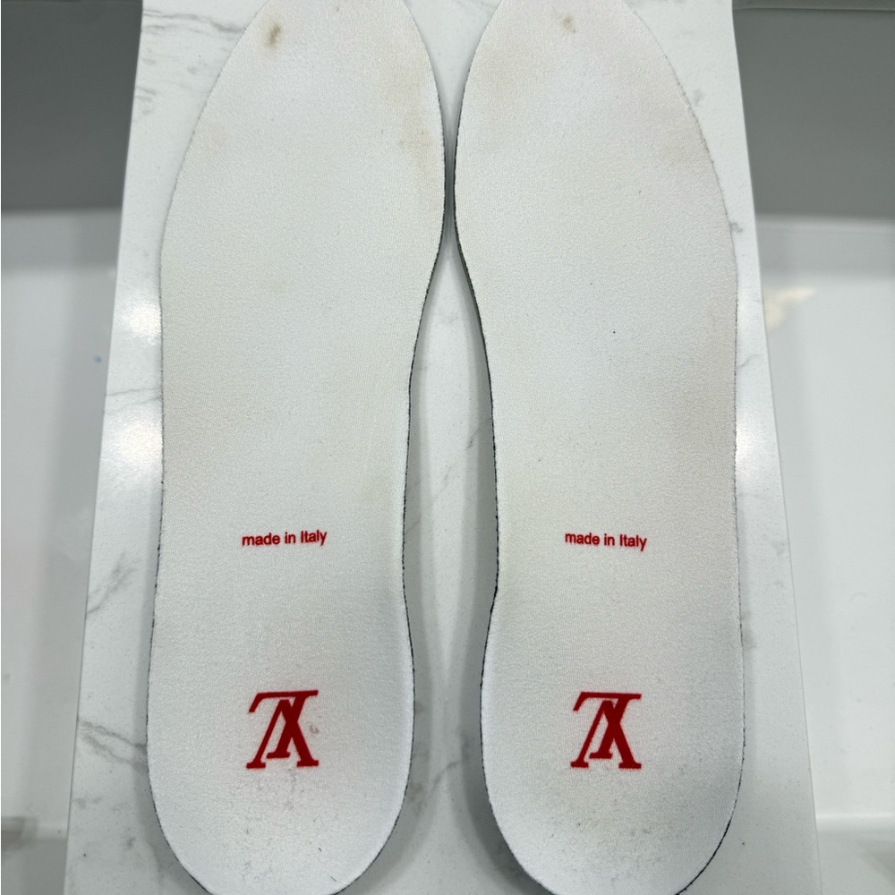 Louis Vuitton Runner Trainer - Picture 9 of 10